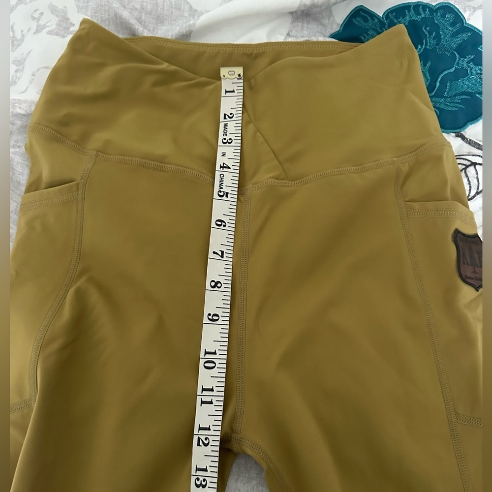 Alaska Chicks Leggings Women’s M Green Workout Activewear High Rise Pants - Picture 6 of 8
